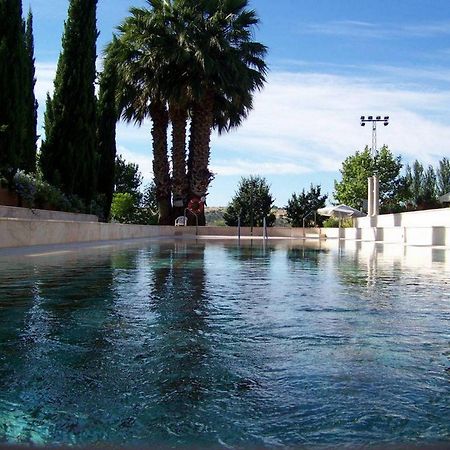 Hotel Varinia Serena - Balneario De Alange Exteriör bild