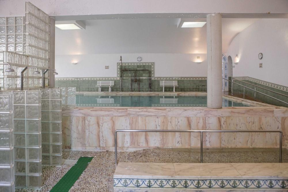 Hotel Varinia Serena - Balneario De Alange Exteriör bild
